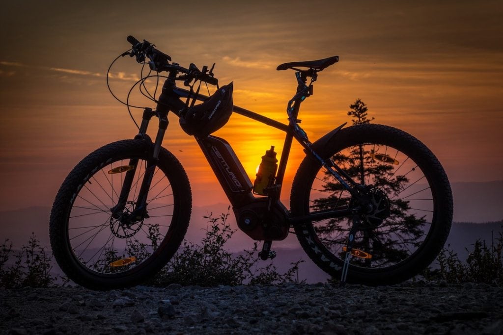 Trekkingbike Tour in der Abendsonne